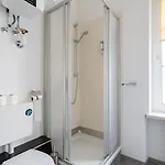 70m2 - 3 Bedrooms - Balcony - Near Uni - Netflix Apartment *