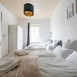 70m2 - 3 Bedrooms - Balcony - Near Uni - Netflix * Leoben (Styria)