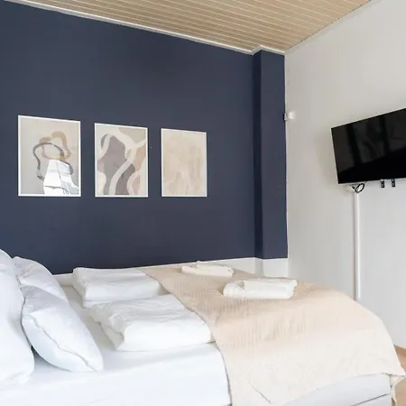 70m2 - 3 Bedrooms - Balcony - Near Uni - Netflix * لوبن
