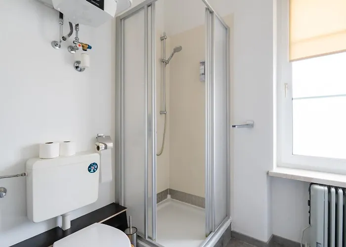 70m2 - 3 Bedrooms - Balcony - Near Uni - Netflix דירה *