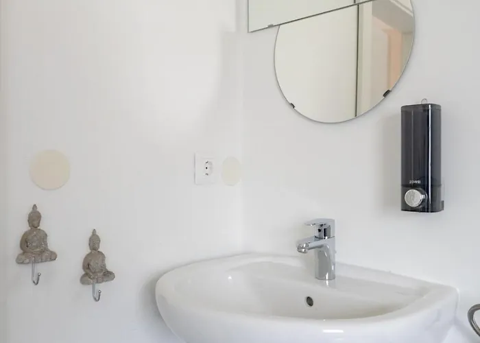 70m2 - 3 Bedrooms - Balcony - Near Uni - Netflix דירה לאובן